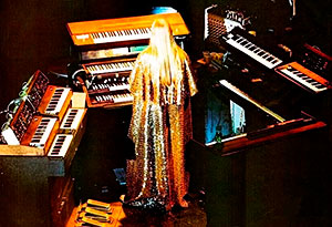Rick Wakeman con le sue tastiere